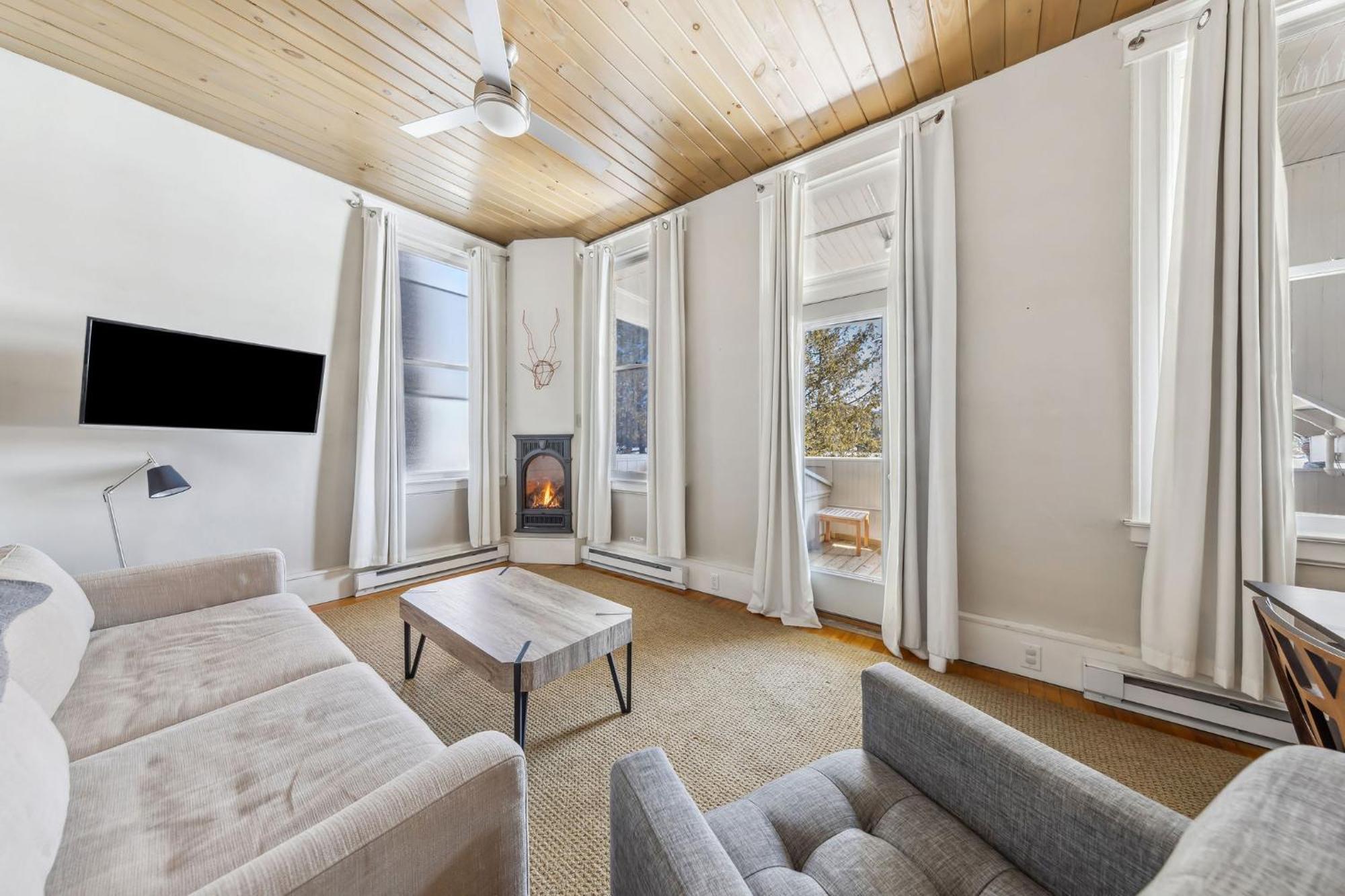 The Haus On Mirror Lake Lake Placid Cameră foto
